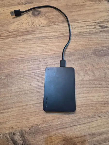 Takaslı Toshiba Harici Disk 500 GB