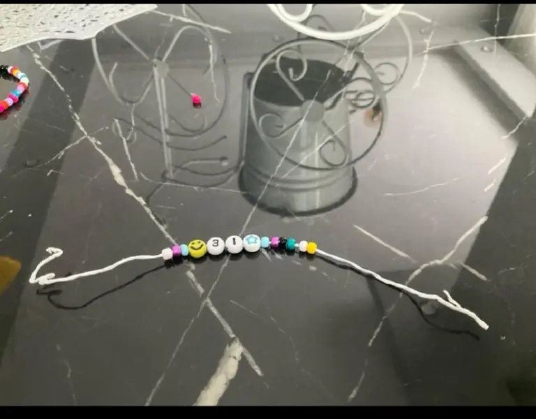 31 numaralı çocuk bilezik