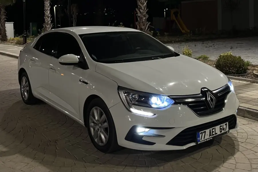 MEGANE 4 DÜŞÜK KM