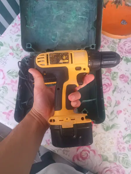Dewalt 12 volt sıfır pil ile lityuma çevrilmiş şarjlı matkap