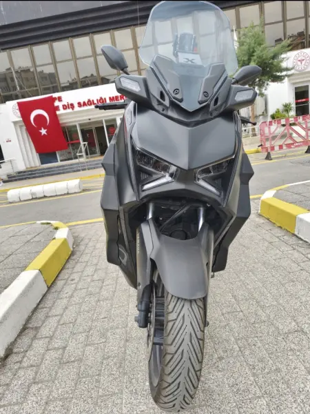 Yamaha XMax 250 tech max