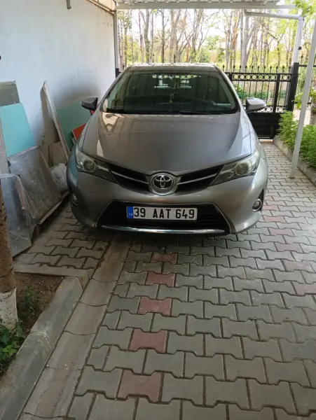 Hatasız boyasız 1.6 Auris
