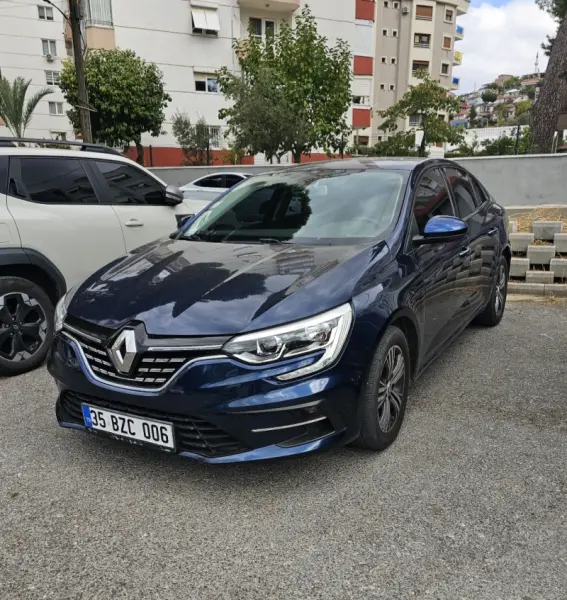 2023 Megane 1.3 tce otomatik 50.000 kmde orijinal