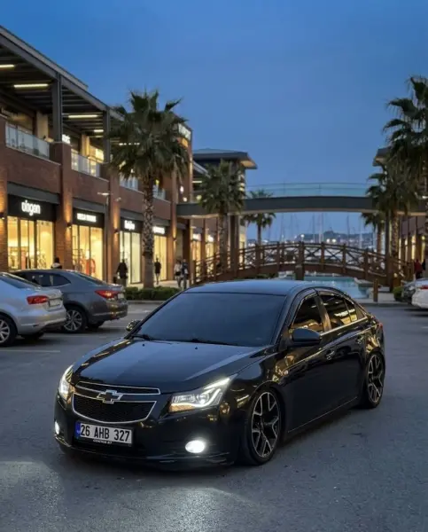 cruze 2.0 dizel otomatik düşük km