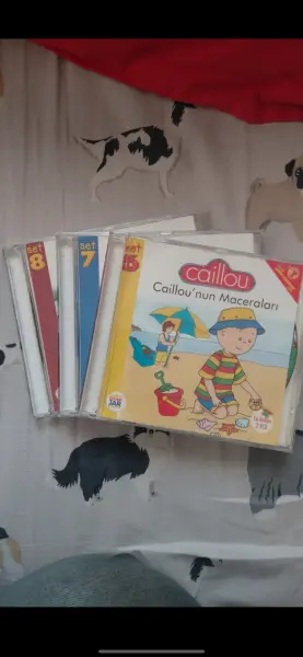 caillou funda arar cd çeşitleri