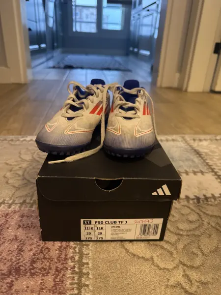 Adidas Çocuk Halı Saha Krampon