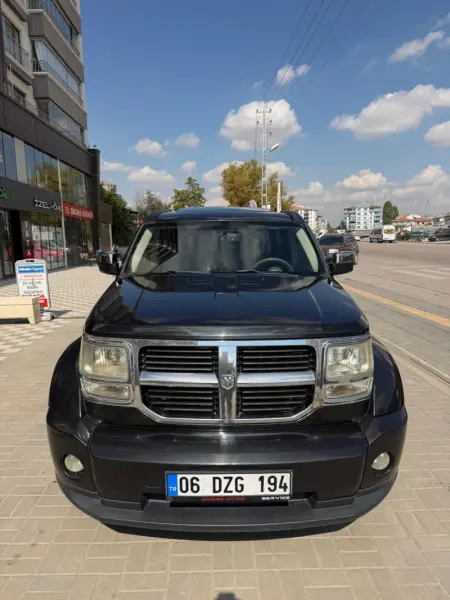 TAKASLI-HATASIZ-BOYASIZ-DODGE NİTRO-KOLTUK ISITMA-SUNROOF-ELEKTRİKLİ KOLTUK-ORJİNAL